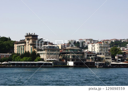 トルコ イスタンブール 新市街の建物 129898559