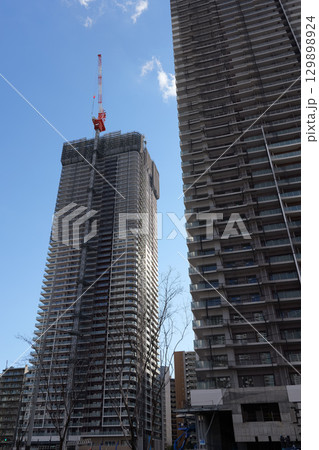 タワーマンション　建設中　2025年 129898924