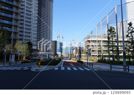 東京　タワーマンション　建設中　2025年 129899093