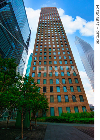 汐留巨大複合都市 シオサイトの超高層ビル群 129900264