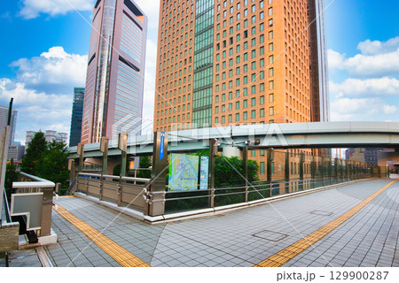 汐留巨大複合都市 シオサイトの超高層ビル群 129900287
