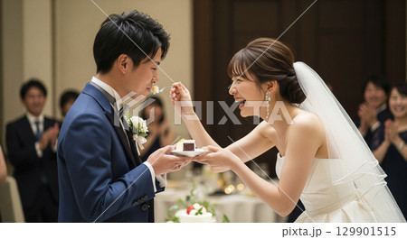 結婚披露宴　ファーストバイト 129901515