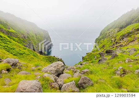 湯の華の滝 129903594