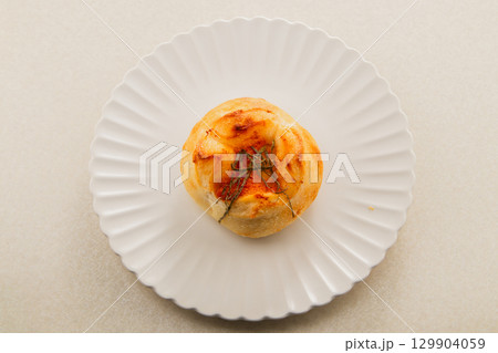 明太バターパン 129904059