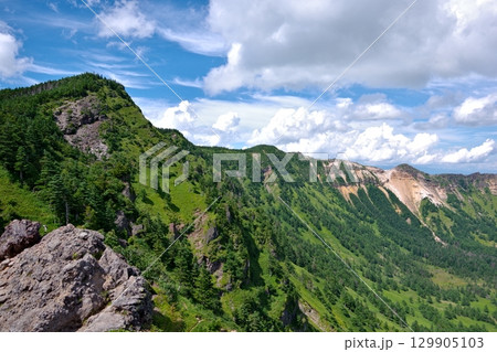 浅間山のトーミの頭から見る風景 129905103