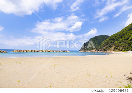 元寇上陸の地　佐須浦　小茂田浜海水浴場 129906481