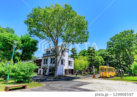 東京 小金井市 江戸東京たてもの園(村上精華堂と都電7500形) 東京 小金井市 江戸東京たてもの園(村上精華堂と都電7500形) 129906597