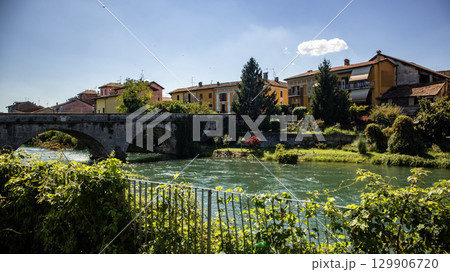 bridge over the river 129906720