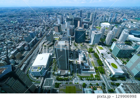 ランドマークタワーから見たみなとみらい ランドマークタワーから見たみなとみらい 129906998