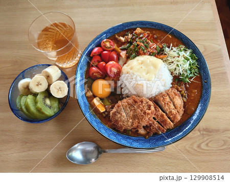 Pork Katsu curry set 夏野菜をベースとしたヒレカツ・カレーライス(デザート付き) 129908514