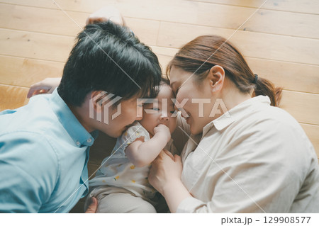 5 months old 129908577