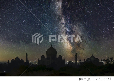 タージ・マハル 129908871