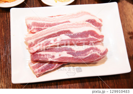 Korean pork barbecue. raw pork belly 129910483