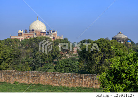 フマーユーン廟とナイカ・グンバド 129911127