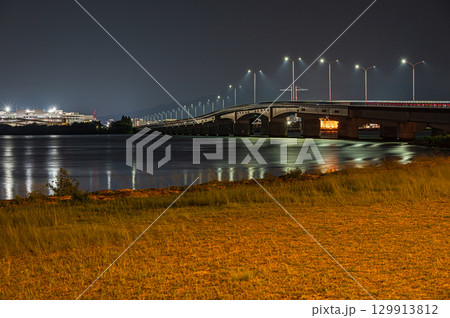 近江大橋夜景　大津市 129913812