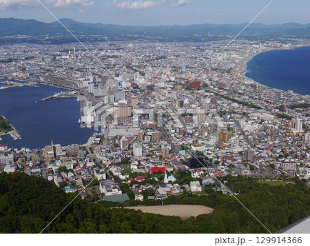 自然豊かな函館山からの風景(北海道函館市) 自然豊かな函館山からの風景(北海道函館市) 129914366