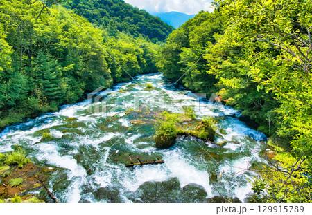栃木県日光市 奥日光の竜頭の滝(上流) 栃木県日光市 奥日光の竜頭の滝(上流) 129915789