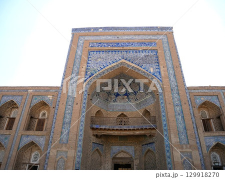 ムハンマド・ラヒム・ハン・メドレセ(ウズベキスタン:ヒヴァ) ムハンマド・ラヒム・ハン・メドレセ(ウズベキスタン:ヒヴァ) 129918270