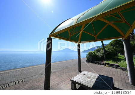 重富海岸のある公園の風景 129918554