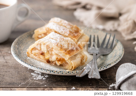 Homemade apple strudel slice 129919668