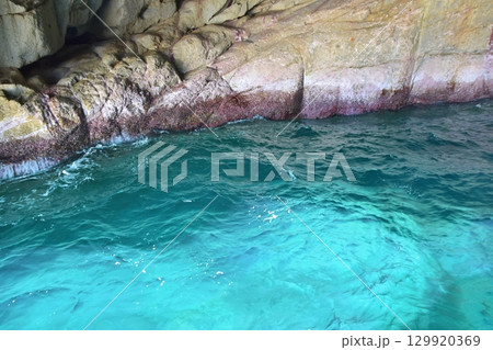 ガマの口の青の洞窟 三重 ガマの口の青の洞窟 三重 129920369