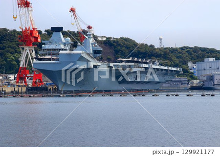 インド太平洋地域に展開し平和維持への抑止力を示す… 英空母打撃群・空母『プリンス・オブ・ウェールズ』 129921177