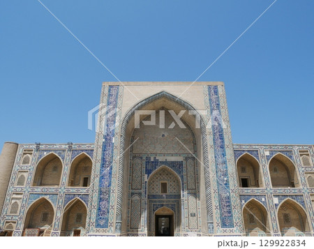 ウルグベク・メドレセ（ウズベキスタン：ブハラ） 129922834