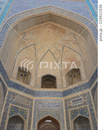 カラーンモスク（ウズベキスタン：ブハラ） 129922836