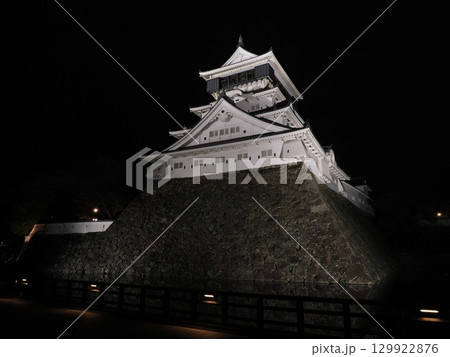 石の力に支えられた白の層―小倉城の夜景ⅩⅤ 石の力に支えられた白の層―小倉城の夜景ⅩⅤ 129922876