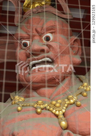 那羅延(ならえん)金剛力士(阿形像)（四天王寺･中門(仁王門)／大阪市天王寺区） 129923165