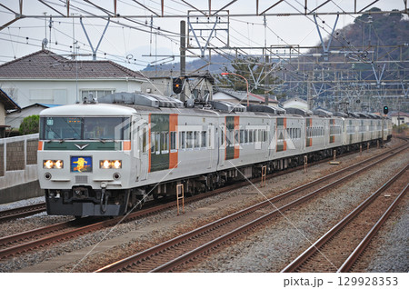 東海道本線　二宮－大磯　JR東日本　185系　C3編成（大宮）　湘南ライナー 129928353