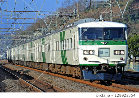 東海道本線 二宮-大磯 JR東日本 185系 B2編成(大宮) 団体 東海道本線 二宮-大磯 JR東日本 185系 B2編成(大宮) 団体 129928354