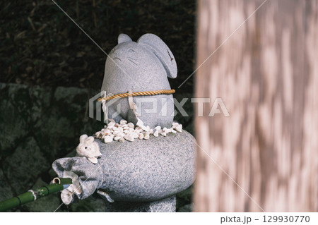 [白兎神社]鳥取にある歴史的な神社・可愛らしい兎の石像 129930770