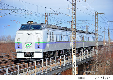 函館本線　豊幌ー江別　JR北海道　キハ183系　キハ183-215（苗穂）　オホーツク 129931957