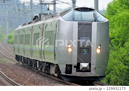 函館本線　島松－北広島　JR北海道　789系1000番台　HL-1007編成（札幌）　すずらん 129932173