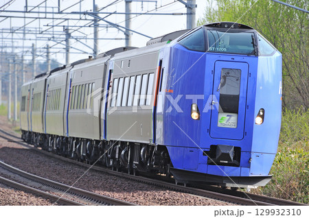 千歳線　島松－北広島　JR北海道　キハ261系1000番台　ST-1205編成　スーパーとかち 129932310