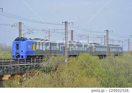 函館本線 豊幌-江別 JR北海道 キハ261系0番台 SE-103編成(苗穂) スーパー宗谷 函館本線 豊幌-江別 JR北海道 キハ261系0番台 SE-103編成(苗穂) スーパー宗谷 129932326