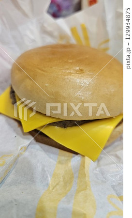 hamburger with cheese hamburger with cheese 129934875