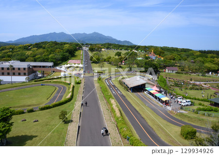 霧島が丘公園の塔から見た園内眺望 129934926