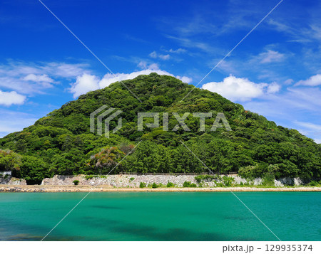 指月山と菊ヶ浜 129935374