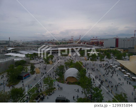 大阪・関西万博 EXPO 2025 夢洲会場の風景 大阪・関西万博 EXPO 2025 夢洲会場の風景 129935894