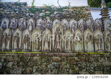 滋賀大津 西教寺 二十五菩薩石仏 129938200