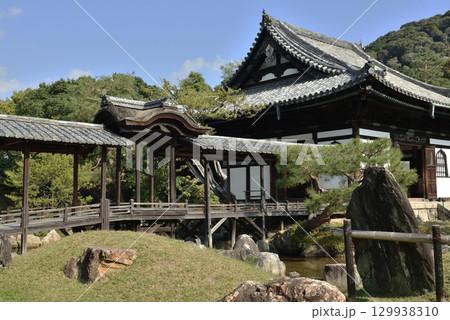 高台寺 開山堂と観月台(京都市東山区) 高台寺 開山堂と観月台(京都市東山区) 129938310