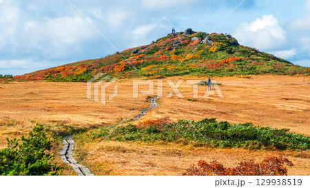 秋の栗駒山登山(栗駒山~秣岳:しろがね湿原) 秋の栗駒山登山(栗駒山~秣岳:しろがね湿原) 129938519
