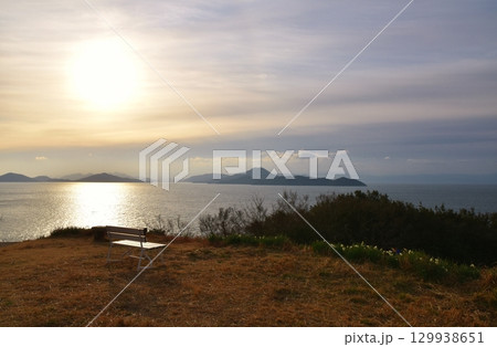 六島の朝　岡山 129938651