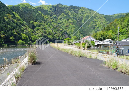 太田川河畔今井田地区の景色 129938824