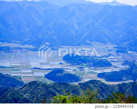 十種ヶ峰山頂からの風景 129940338
