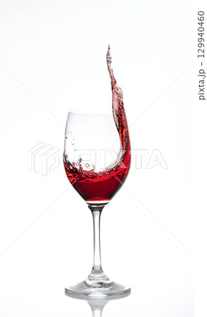 ワイン 129940460