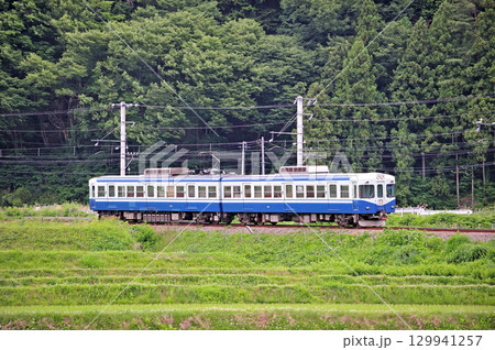 富士急行線 寿-三つ峠 富士急 1000系 1202編成 富士急色 富士急行線 寿-三つ峠 富士急 1000系 1202編成 富士急色 129941257