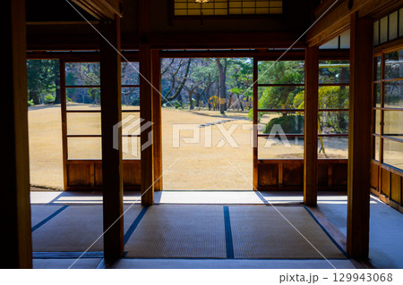 【千葉県　松戸】戸定邸の風景 129943068